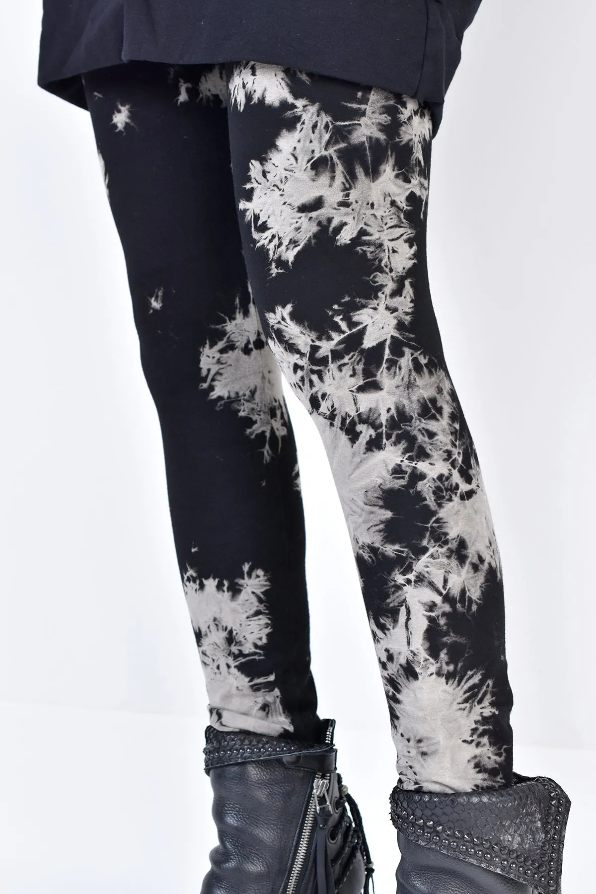 2002-PT11 Tie Dye Leggings