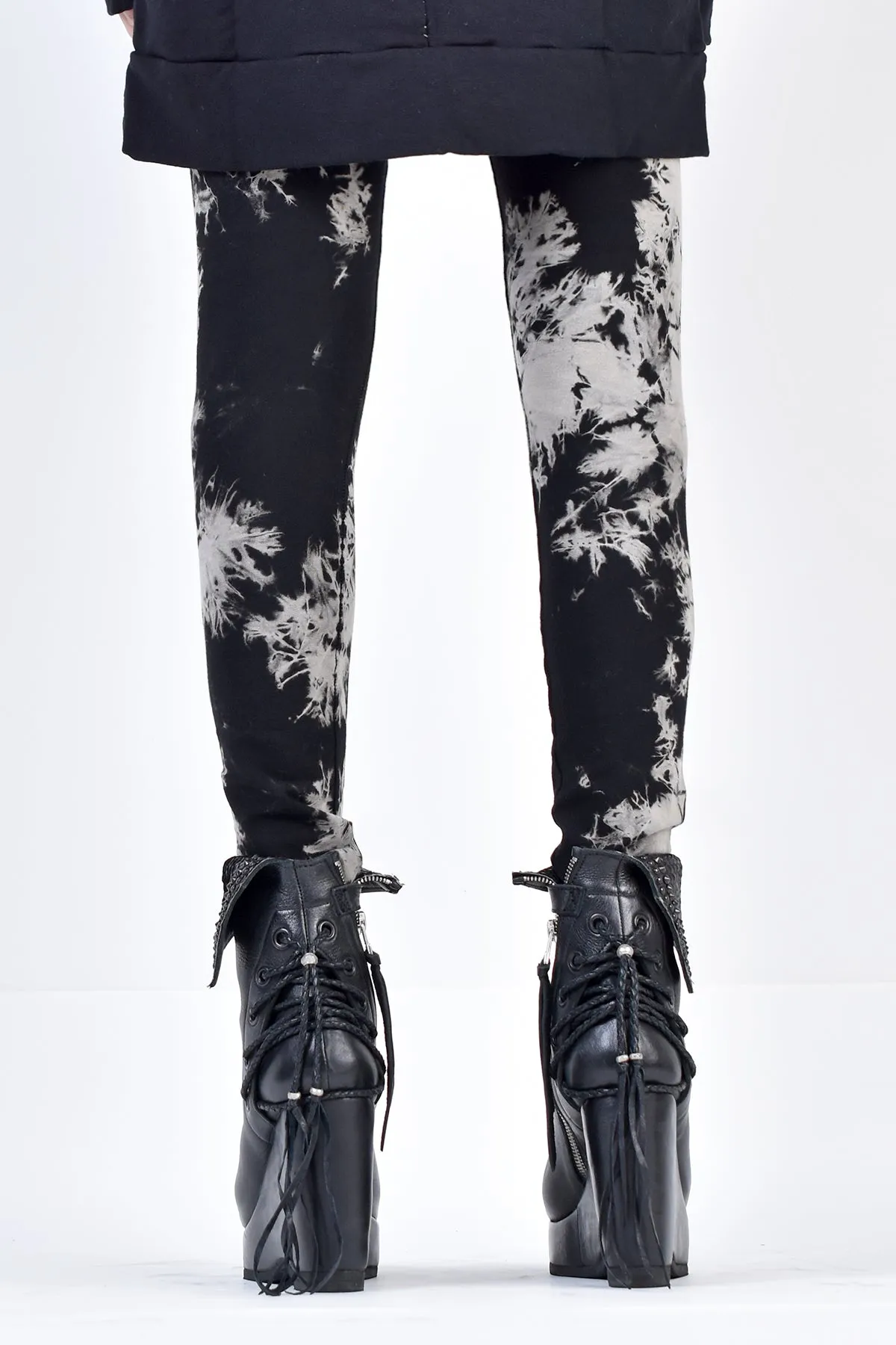 2002-PT11 Tie Dye Leggings