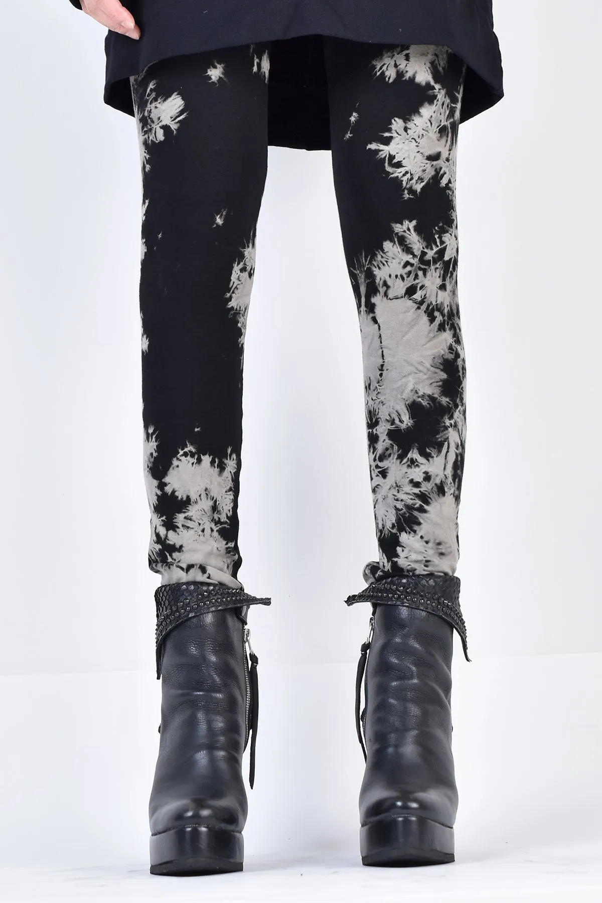 2002-PT11 Tie Dye Leggings