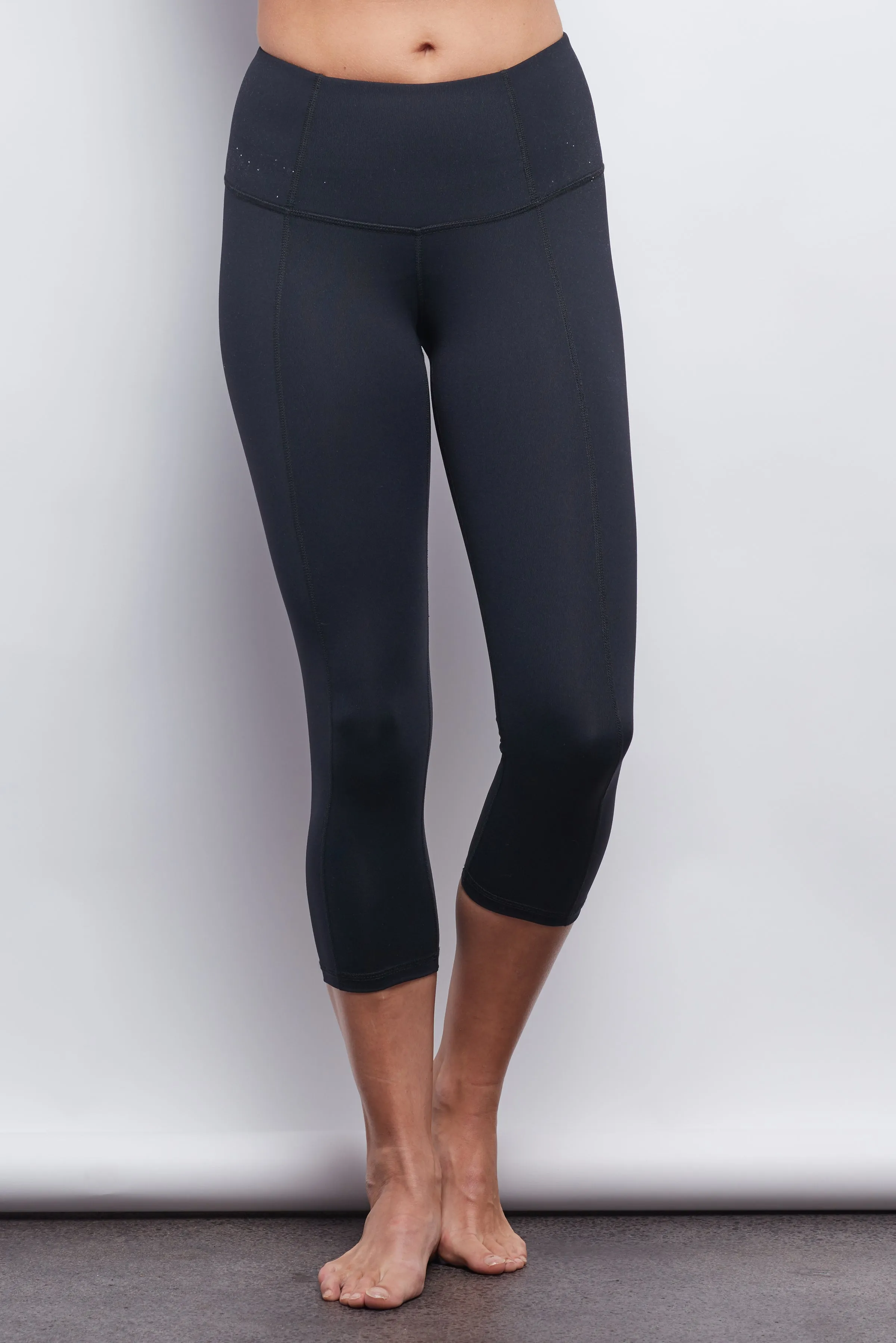 Black Contour Crop Legging - Plus Size