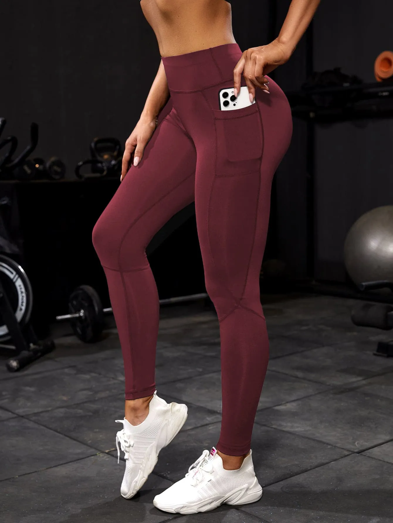 Breathable Softness Wide Waistband Sports Leggings With Phone Pocket