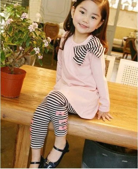 Girl 2 pc Top & Leggings set