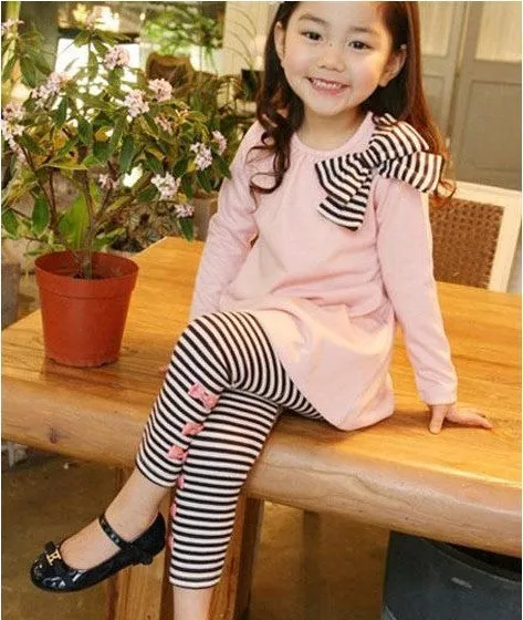 Girl 2 pc Top & Leggings set