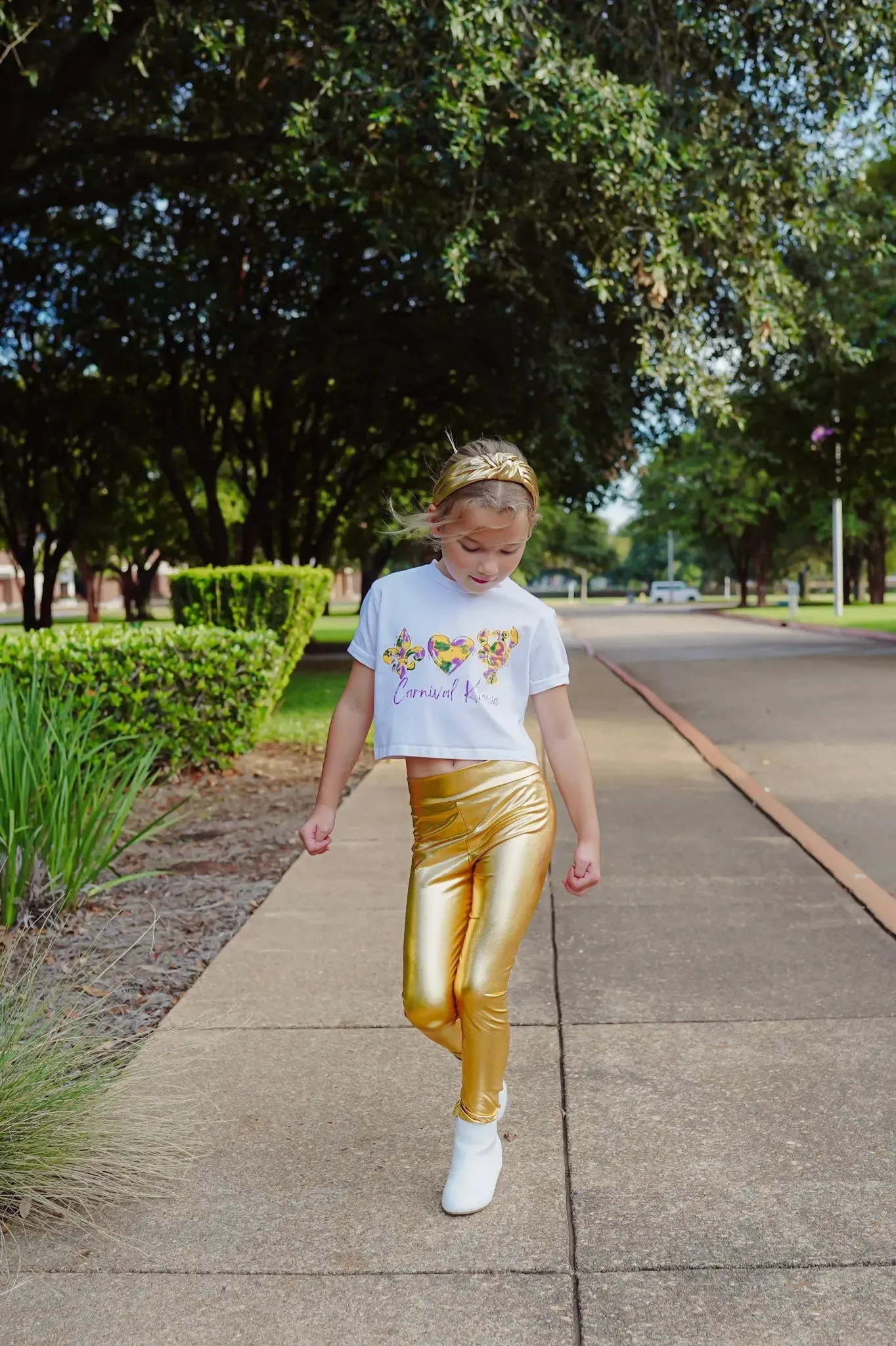 Never Basic Metallic Gold Ankle Bow Accent Leggings