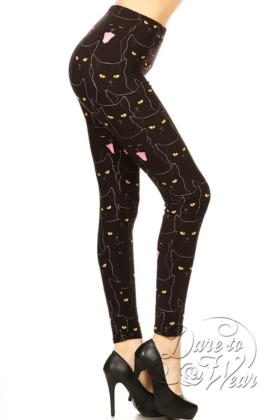 Peached Leggings in Hella Kitty