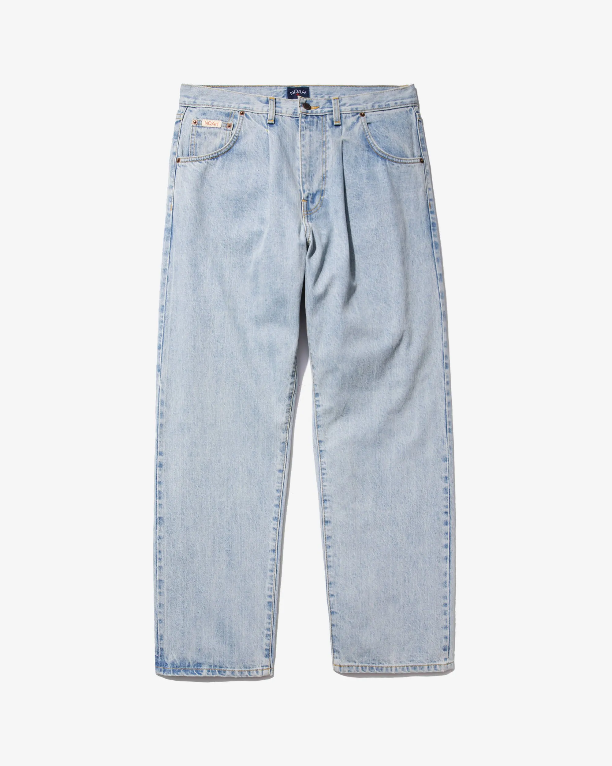 Pleated Jeans
