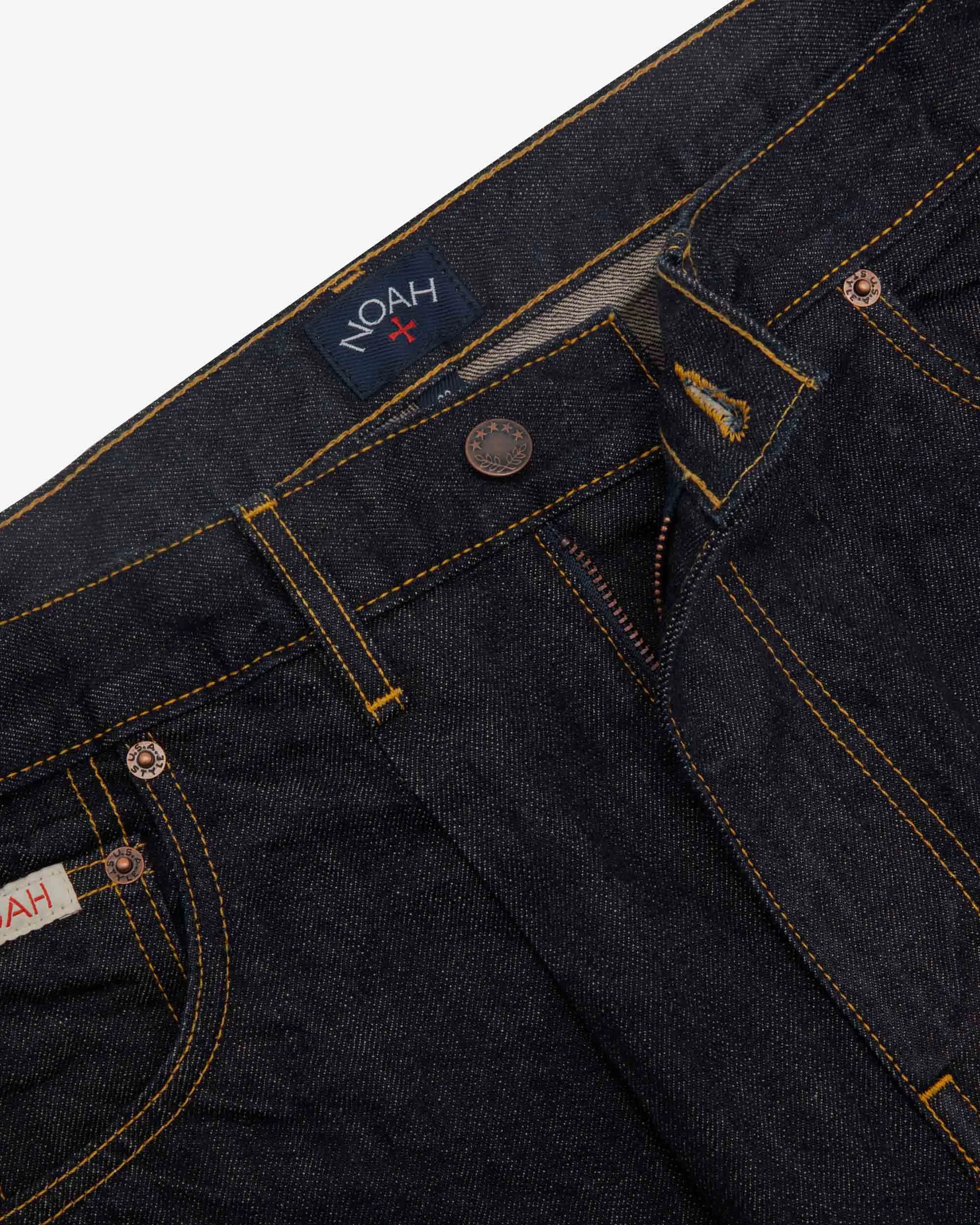 Pleated Jeans