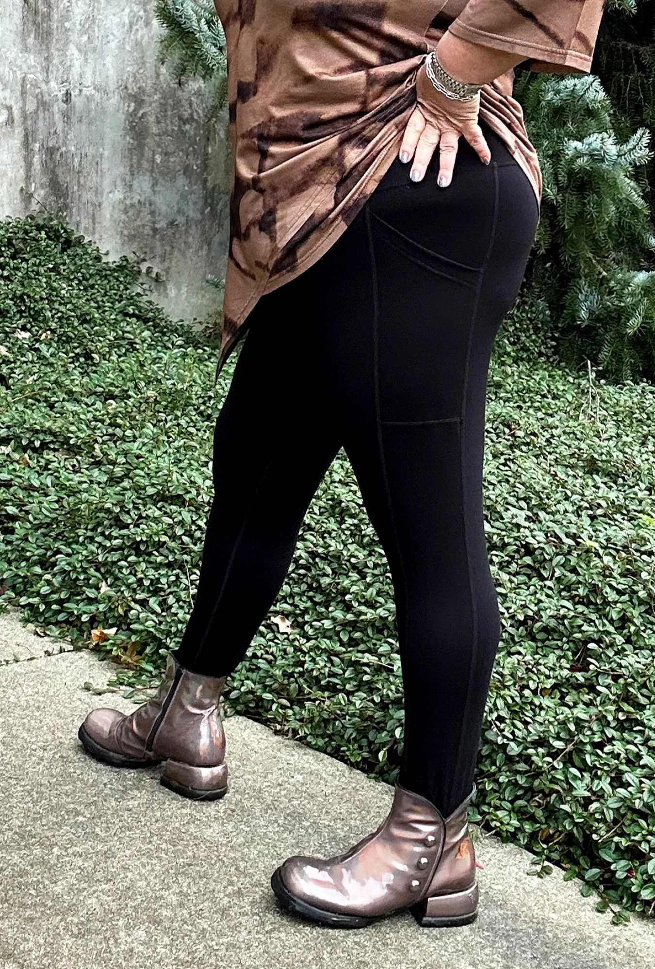 Pocket Legging - Black Bamboo