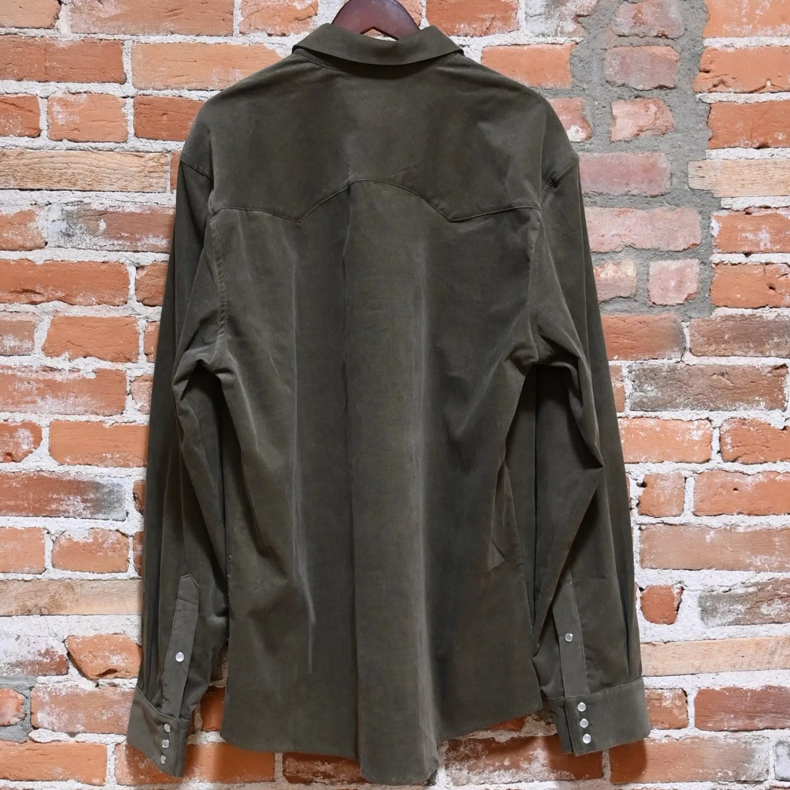 Sleeve Reaper Men's Shirt in Green Corduroy