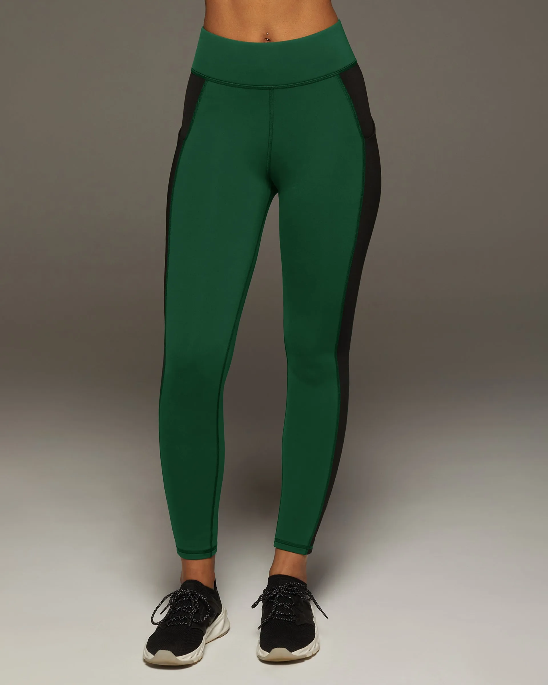 Velocity Pocket Legging